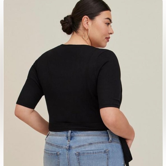 Shrug wrap sweater - Picture 2 of 8